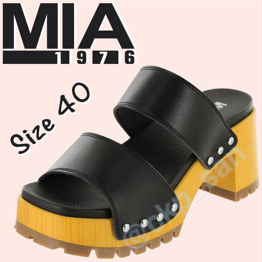 NWOT Mia Stefanie Platform Sandal Sz 40